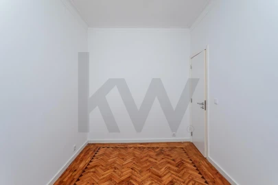 Apartamento T1 para Arrendamento em Estrela