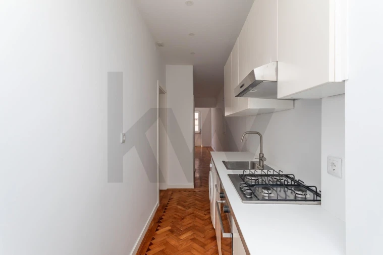 Apartamento T1 para Arrendamento em Estrela Foto 14