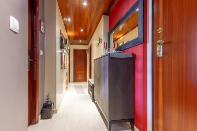 Apartamento T2 para Venda em Ramada e Caneças
