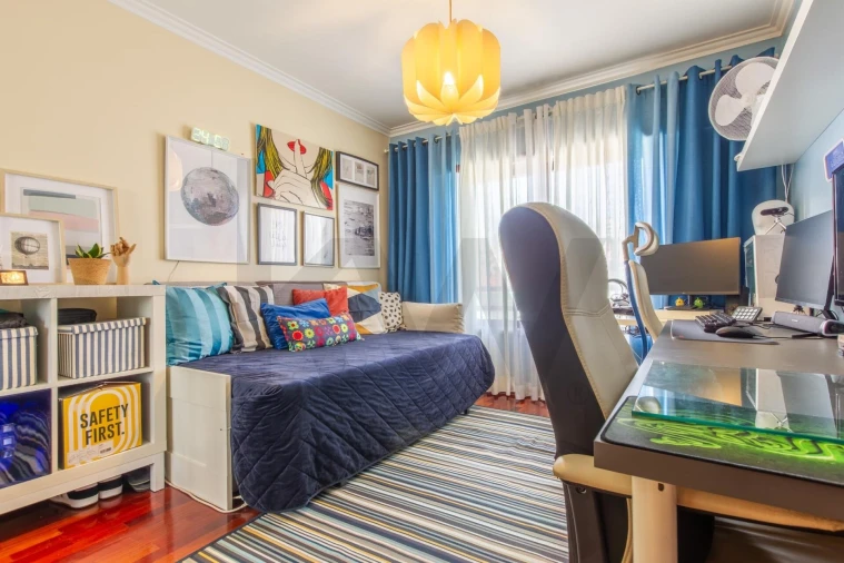 Apartamento T2 para Venda em Ramada e Caneças Foto 9