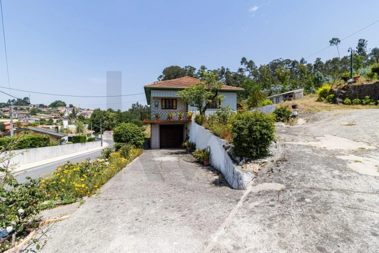 Moradia T4 para Venda em São Roque Foto 22