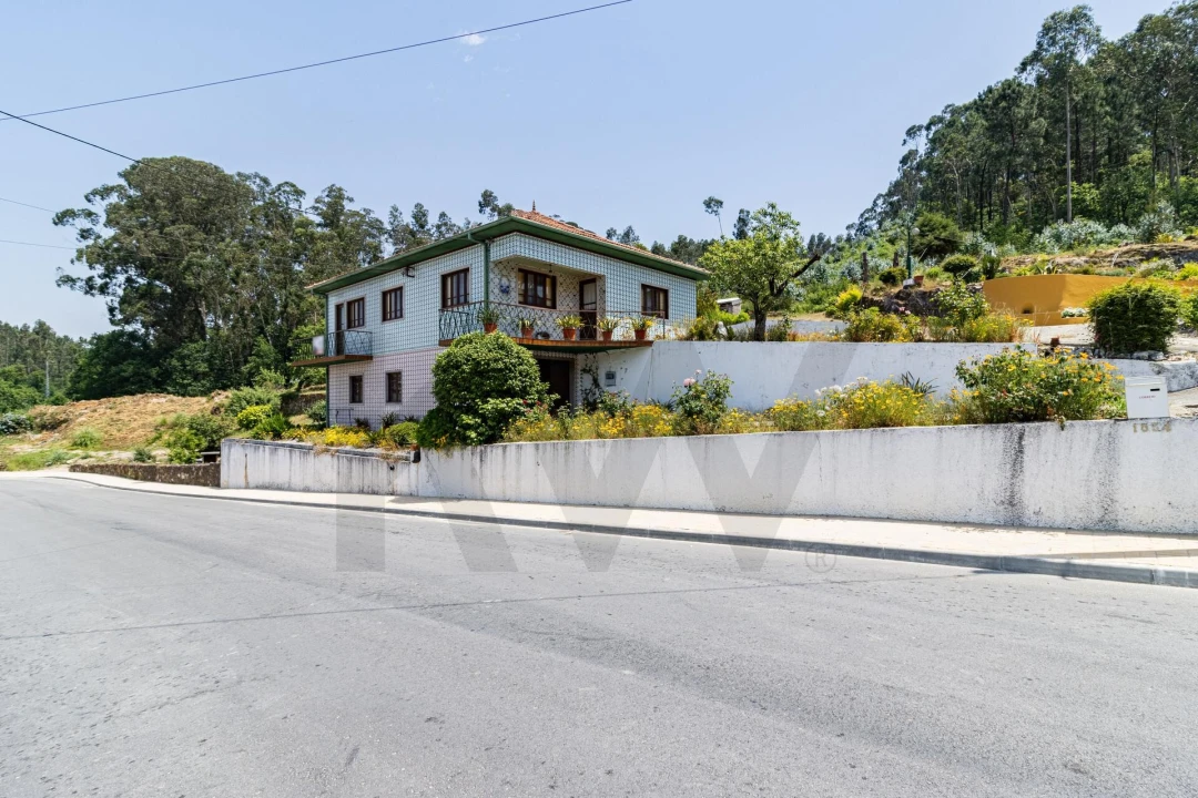 Moradia T4 para Venda em São Roque Foto 1