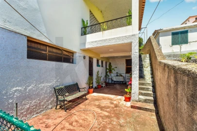 Moradia T3 para Venda em Funchal (Santa Maria Maior)