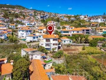 Moradia T3 para Venda em Funchal (Santa Maria Maior)