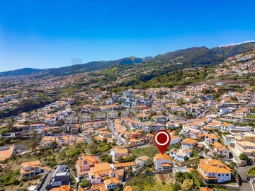 Moradia T3 para Venda em Funchal (Santa Maria Maior)
