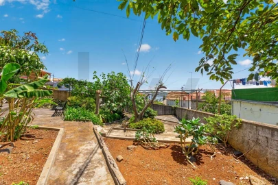 Moradia T3 para Venda em Funchal (Santa Maria Maior)