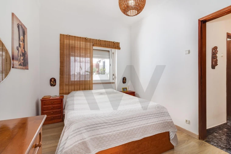 Apartamento T2 para Venda em Queluz e Belas Foto 12