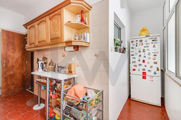 Apartamento T2 para Venda em Queluz e Belas Foto 16