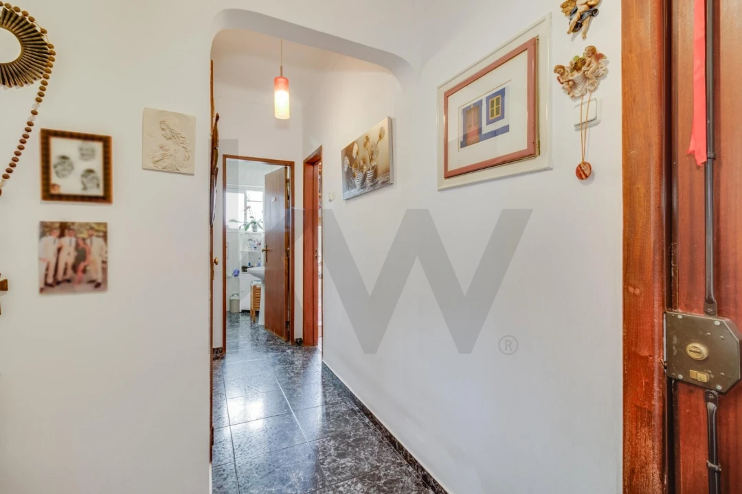 Apartamento T2 para Venda em Queluz e Belas Foto 8