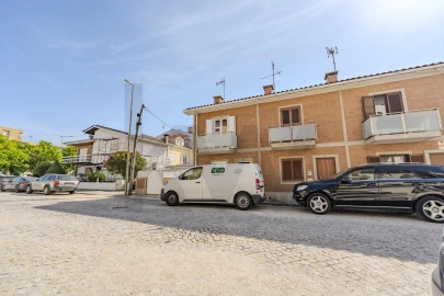 Moradia T2 para Venda em Azurara