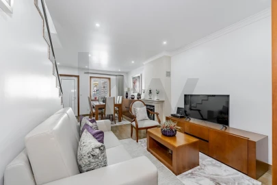 Moradia T2 para Venda em Azurara