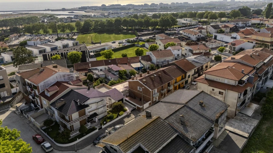 Moradia T2 para Venda em Azurara Foto 31