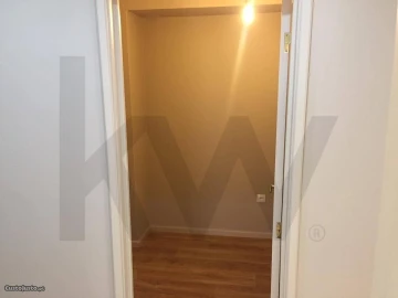 Apartamento T1 para Venda em São Mamede de Infesta e Senhora da Hora