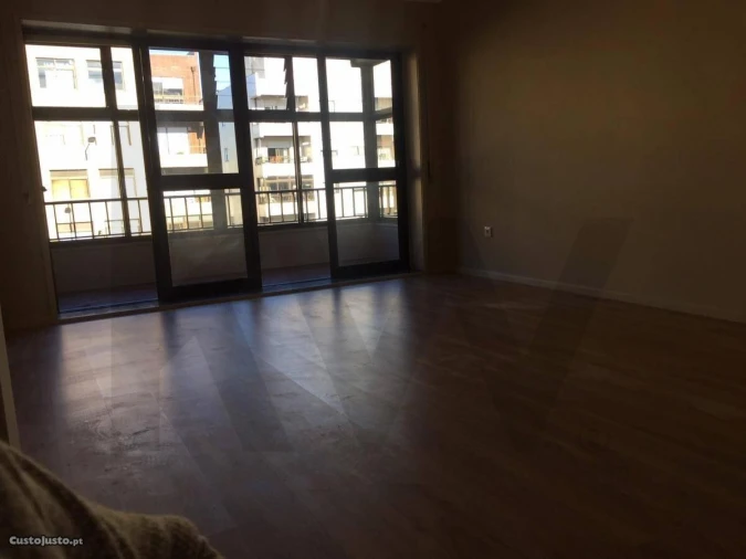 Apartamento T1 para Venda em São Mamede de Infesta e Senhora da Hora Foto 2