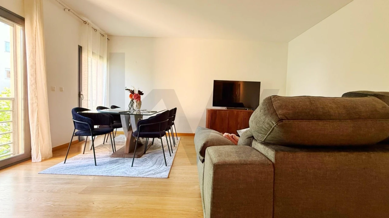 Apartamento T1 para Venda em Benfica Foto 3