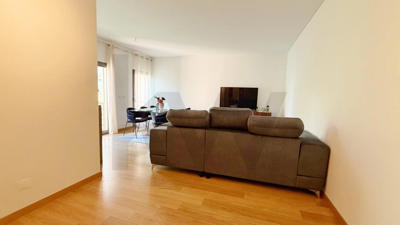 Apartamento T1 para Venda em Benfica Foto 8