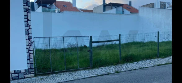 Terreno para Venda em Atalaia e Alto Estanqueiro-Jardia