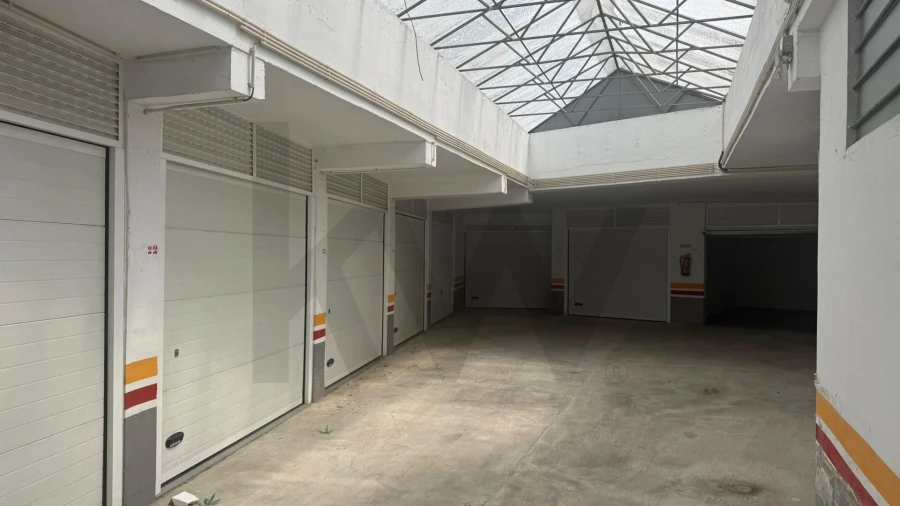 Garagem para Venda em Requeixo, Nossa Senhora de Fátima e Nariz Foto 4