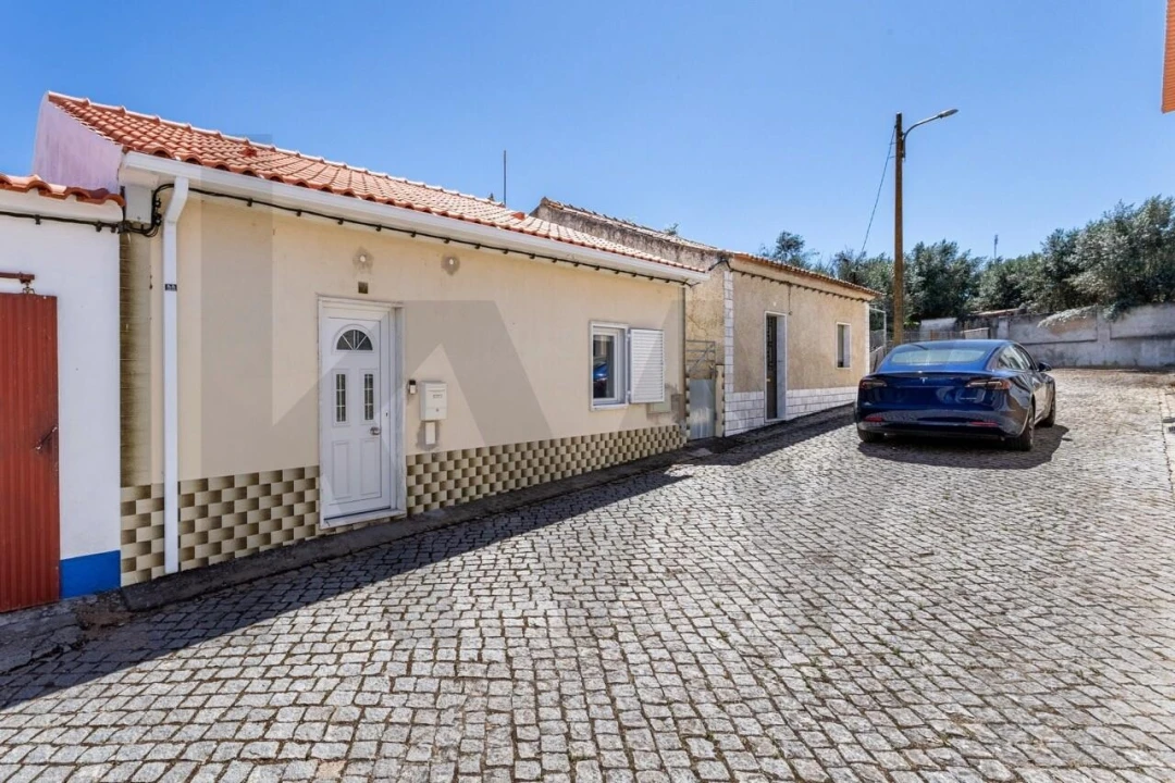 Moradia T2 para Venda em São Saturnino Foto 16
