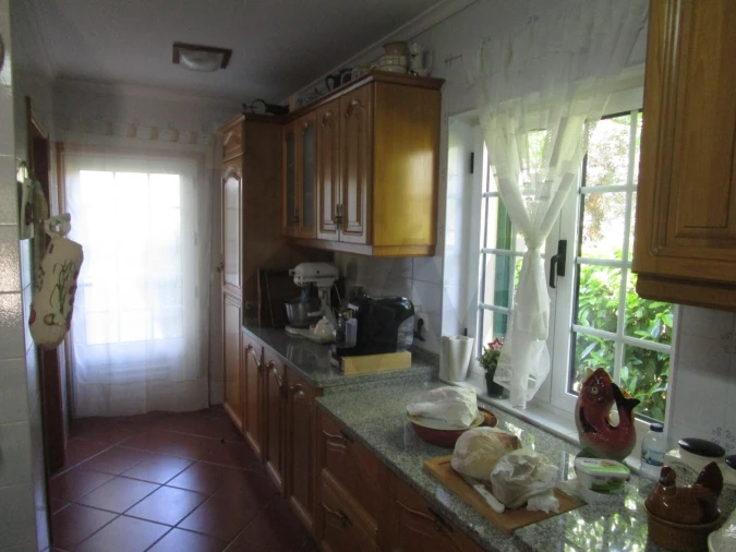 Moradia T5 para Venda em Chacim Foto 11