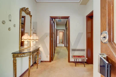 Apartamento T4 para Venda em Lumiar