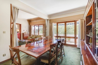 Apartamento T4 para Venda em Lumiar