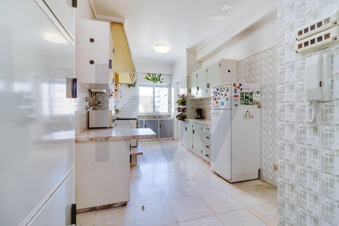 Apartamento T4 para Venda em Lumiar Foto 2