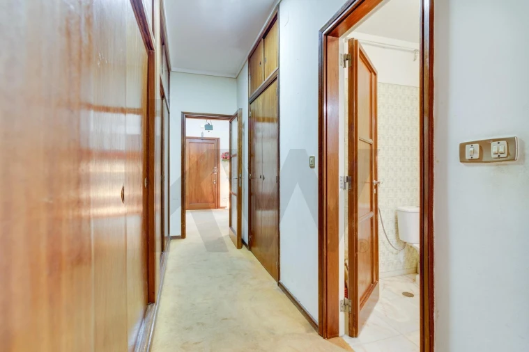 Apartamento T4 para Venda em Lumiar Foto 21