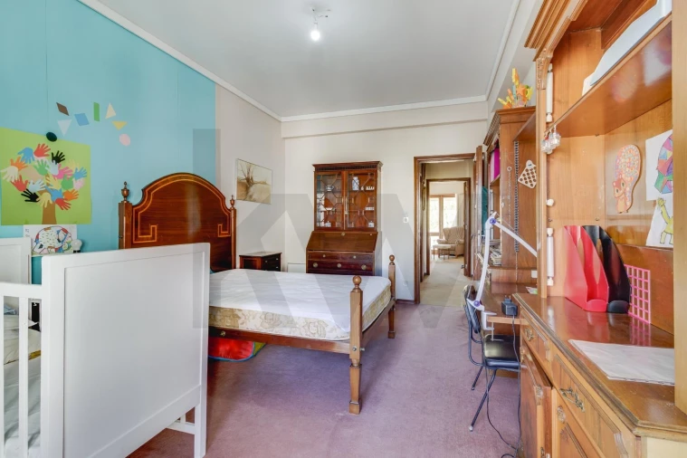 Apartamento T4 para Venda em Lumiar Foto 8