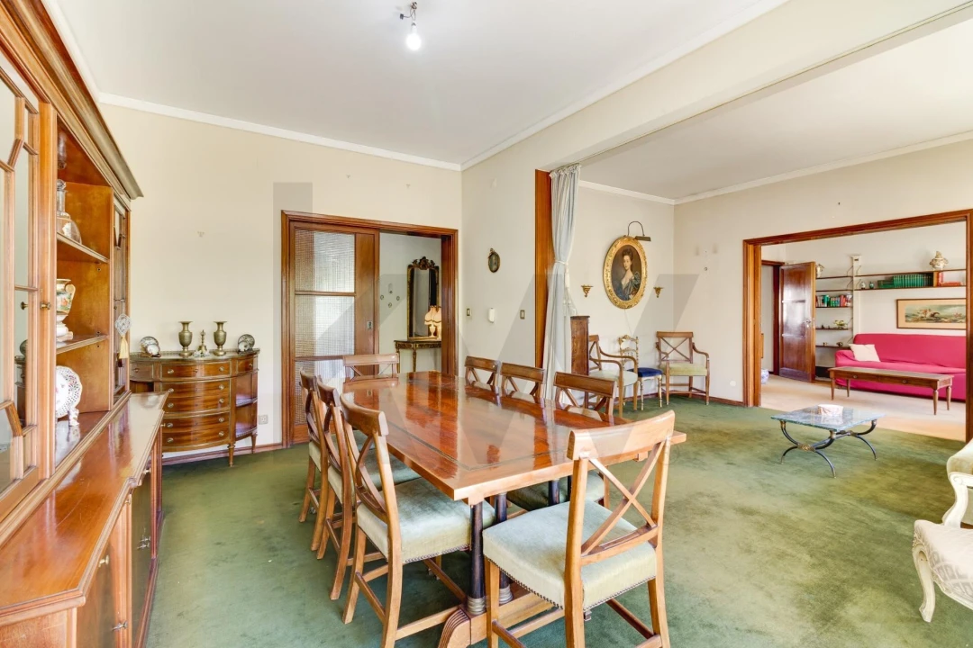 Apartamento T4 para Venda em Lumiar Foto 5