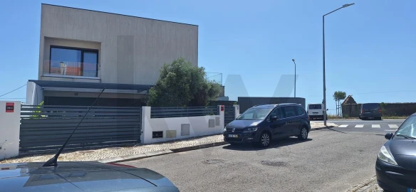 Terreno para Venda em Ramada e Caneças