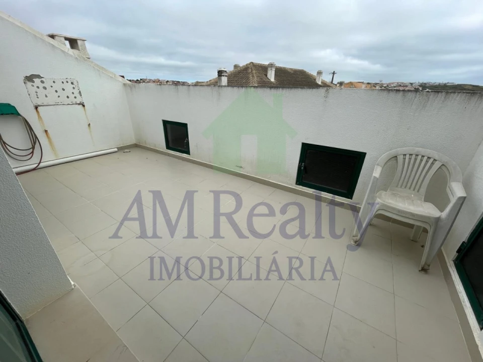 Apartamento T2 para Arrendamento em Lourinhã e Atalaia Foto 9