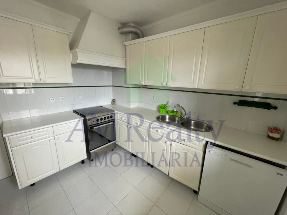 Apartamento T2 para Arrendamento em Lourinhã e Atalaia Foto 13