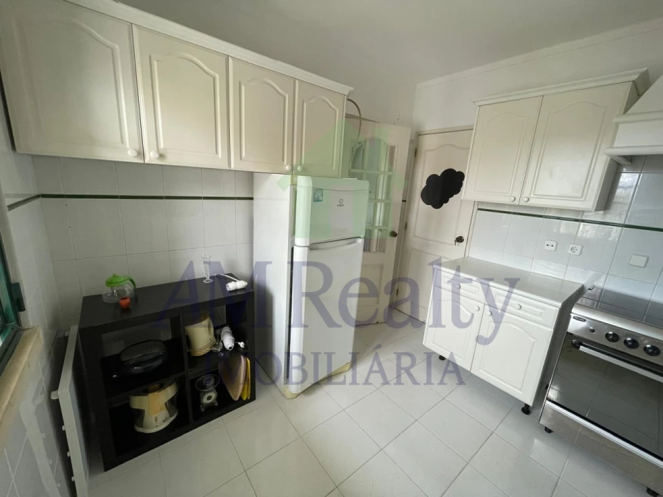 Apartamento T2 para Arrendamento em Lourinhã e Atalaia Foto 15