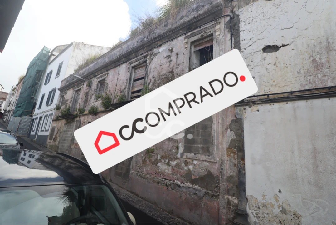 Moradia T2 para Venda em Ponta Delgada (São Pedro) Foto 1