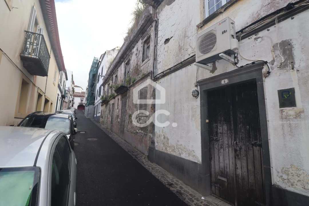 Moradia T2 para Venda em Ponta Delgada (São Pedro) Foto 3