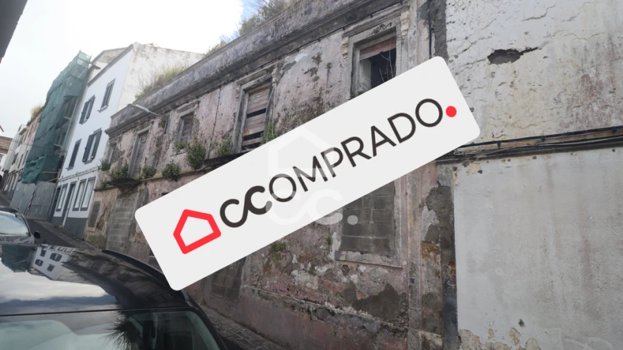 Moradia T2 para Venda em Ponta Delgada (São Pedro)