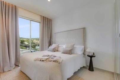 Moradia T3 para Venda em Santa Barbara de Nexe