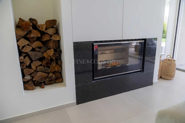 Moradia T3 para Venda em Santa Barbara de Nexe Foto 33