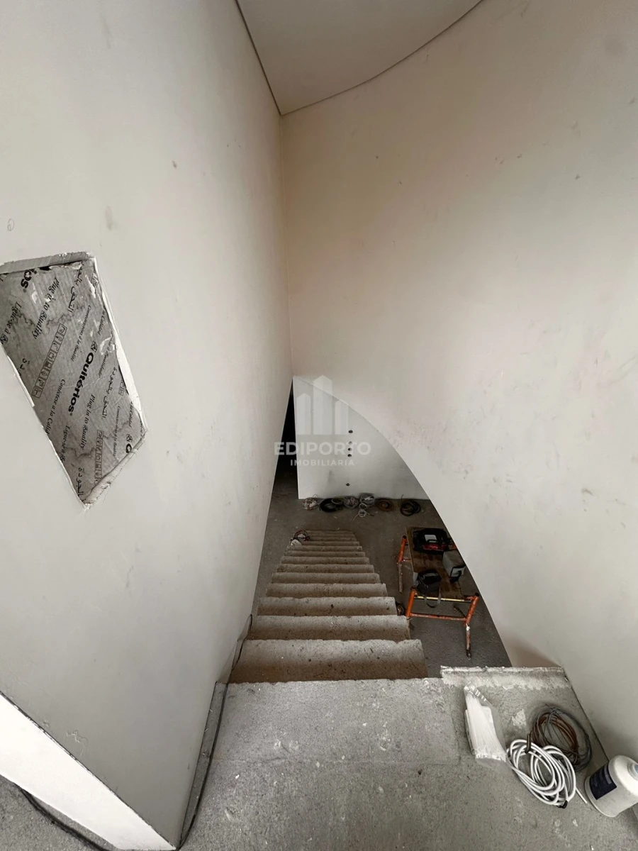 Apartamento T2 para Venda em Rio Tinto Foto 24