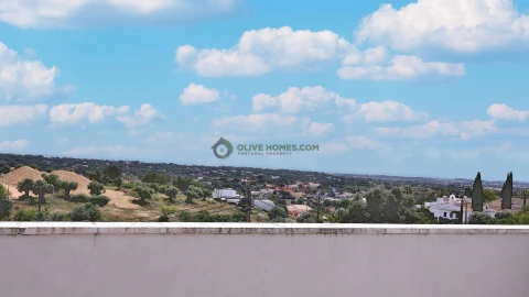Moradia T3 para Venda em Loule (São Sebastião)