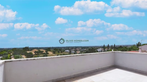 Moradia T3 para Venda em Loule (São Sebastião)
