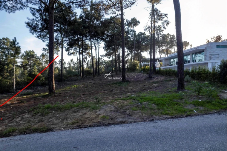 Terreno para Venda em Charneca de Caparica e Sobreda Foto 3
