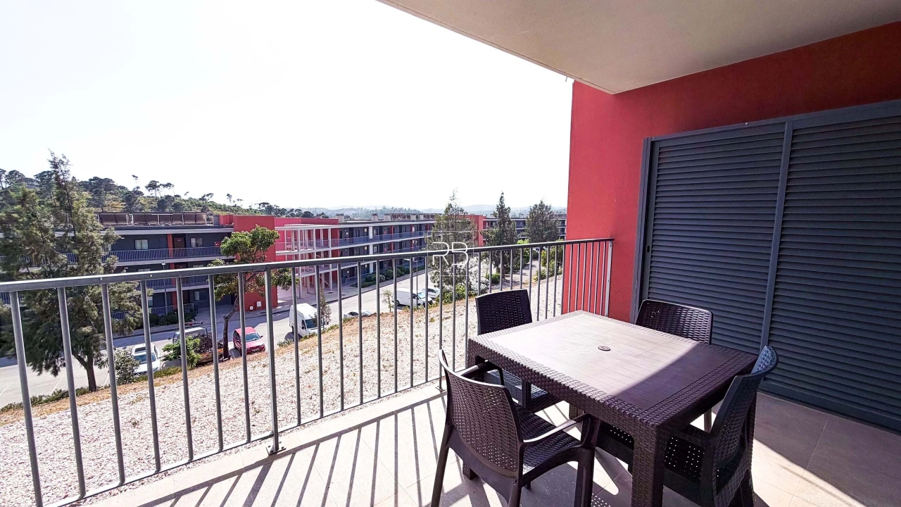 Apartamento T2 para Venda em Mexilhoeira Grande Foto 1