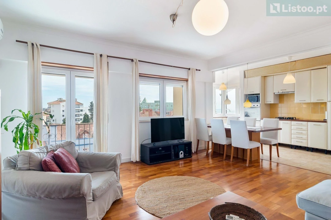 Apartamento T3 para Venda em Cascais e Estoril Foto 1