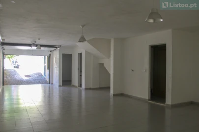 Moradia T3 para Venda em Agualva e Mira-Sintra
