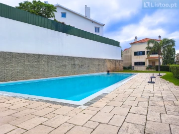Moradia T3 para Venda em Agualva e Mira-Sintra