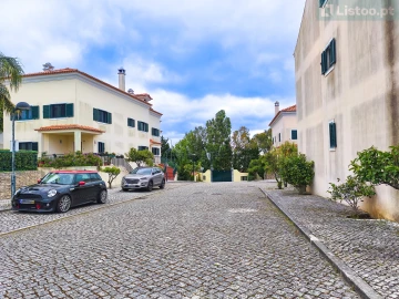 Moradia T3 para Venda em Agualva e Mira-Sintra