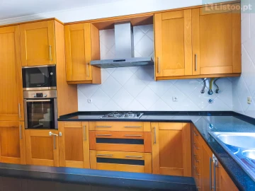 Moradia T3 para Venda em Agualva e Mira-Sintra