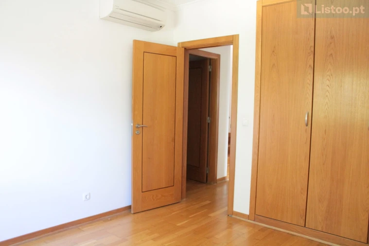 Moradia T3 para Venda em Agualva e Mira-Sintra Foto 20